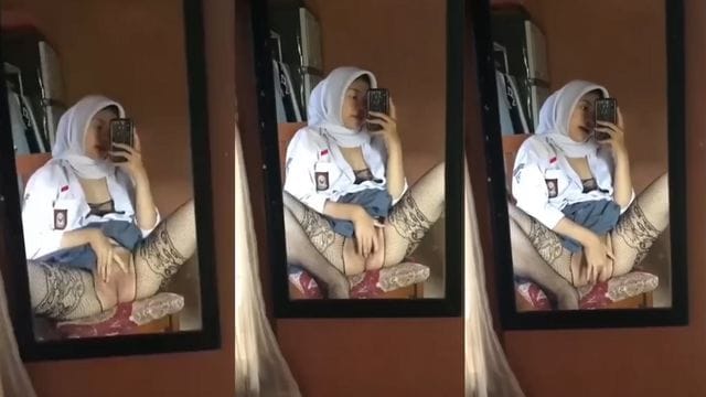 Bokep Indo ABG SMA Belajar Colmek